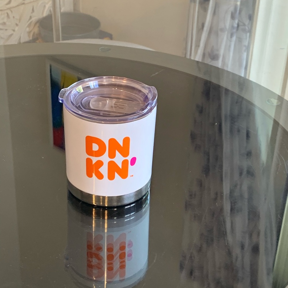 Dunkin  donut buttle size 12 oz